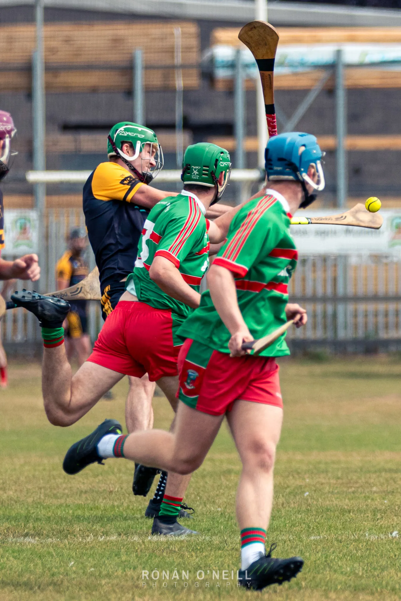 Naomh Barróg vs. Wild Geese — Dublin Junior B Hurling Championship, Pairc Barróg, July 2026 (photograph 8 of 40)