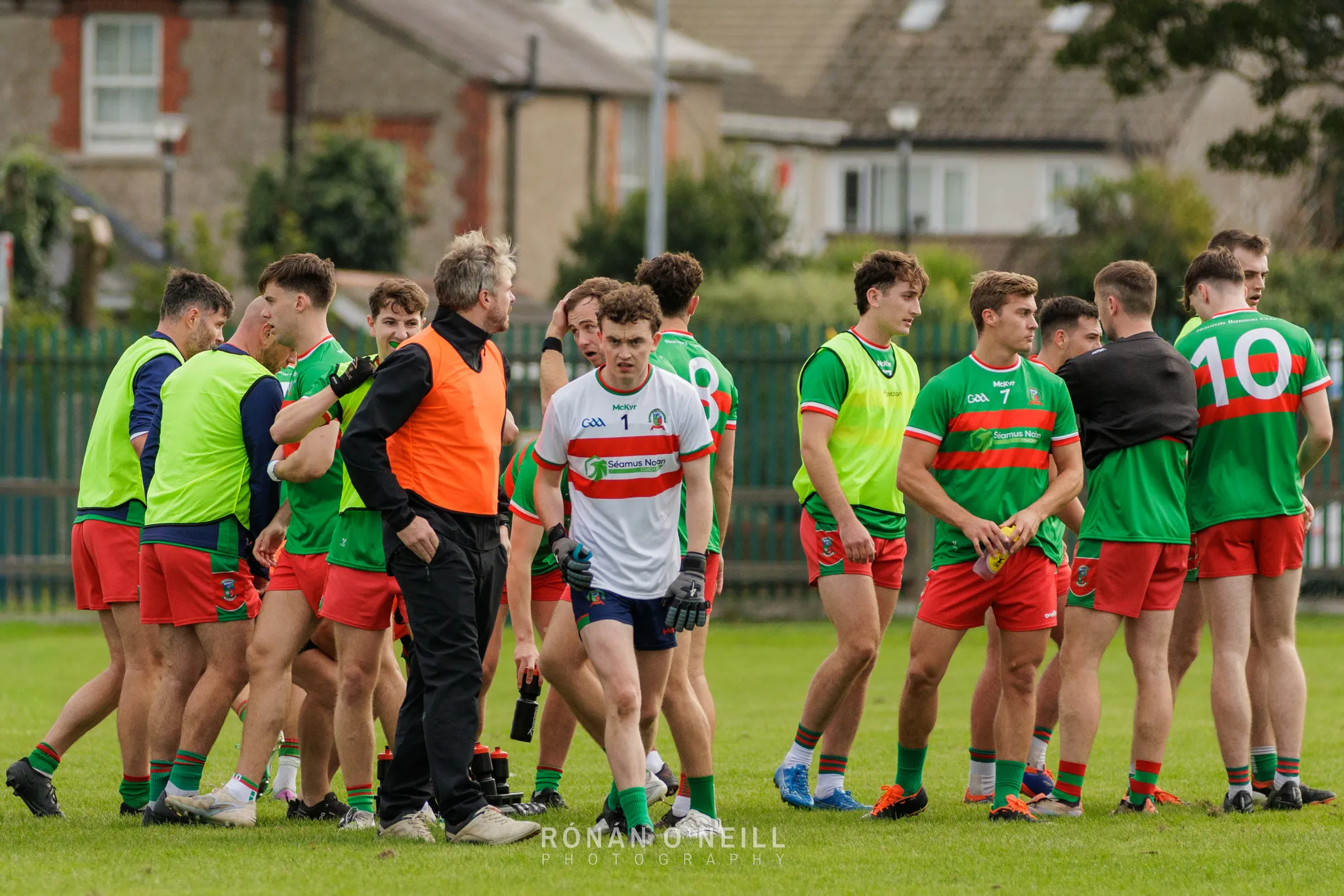 Naomh Barróg vs. St Mary's Saggart — Dublin Senior Football Championship 2, Pairc Barróg, September 2026 (photograph 1 of 40)
