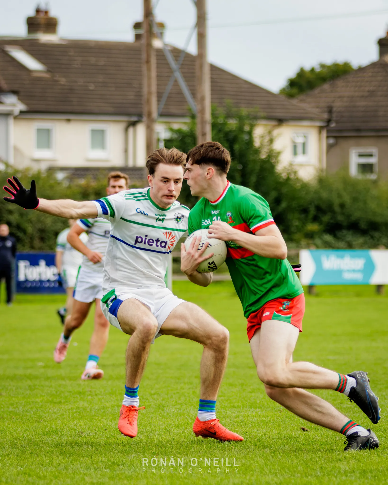 Naomh Barróg vs. St Mary's Saggart — Dublin Senior Football Championship 2, Pairc Barróg, September 2026 (photograph 16 of 40)
