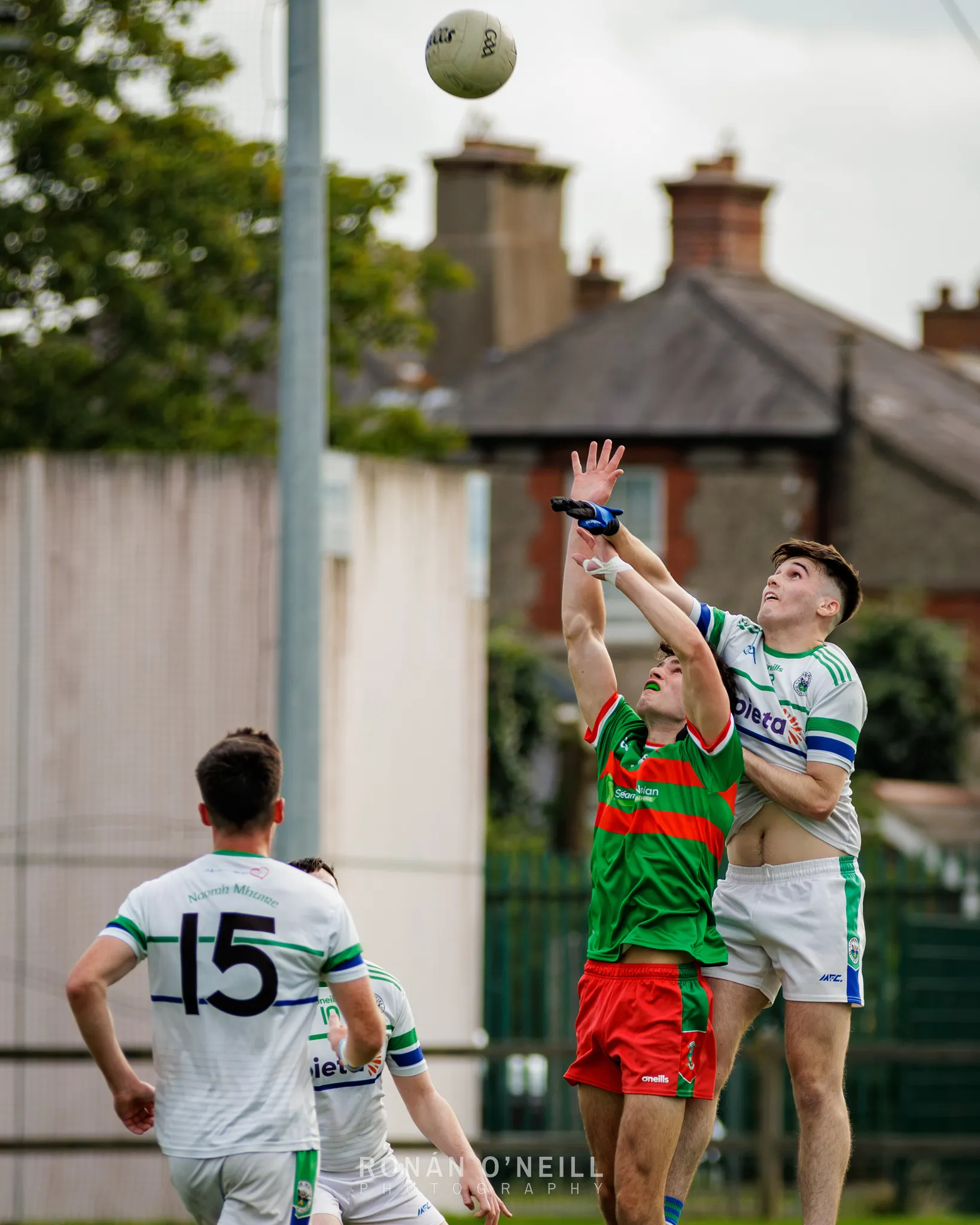 Naomh Barróg vs. St Mary's Saggart — Dublin Senior Football Championship 2, Pairc Barróg, September 2026 (photograph 24 of 40)