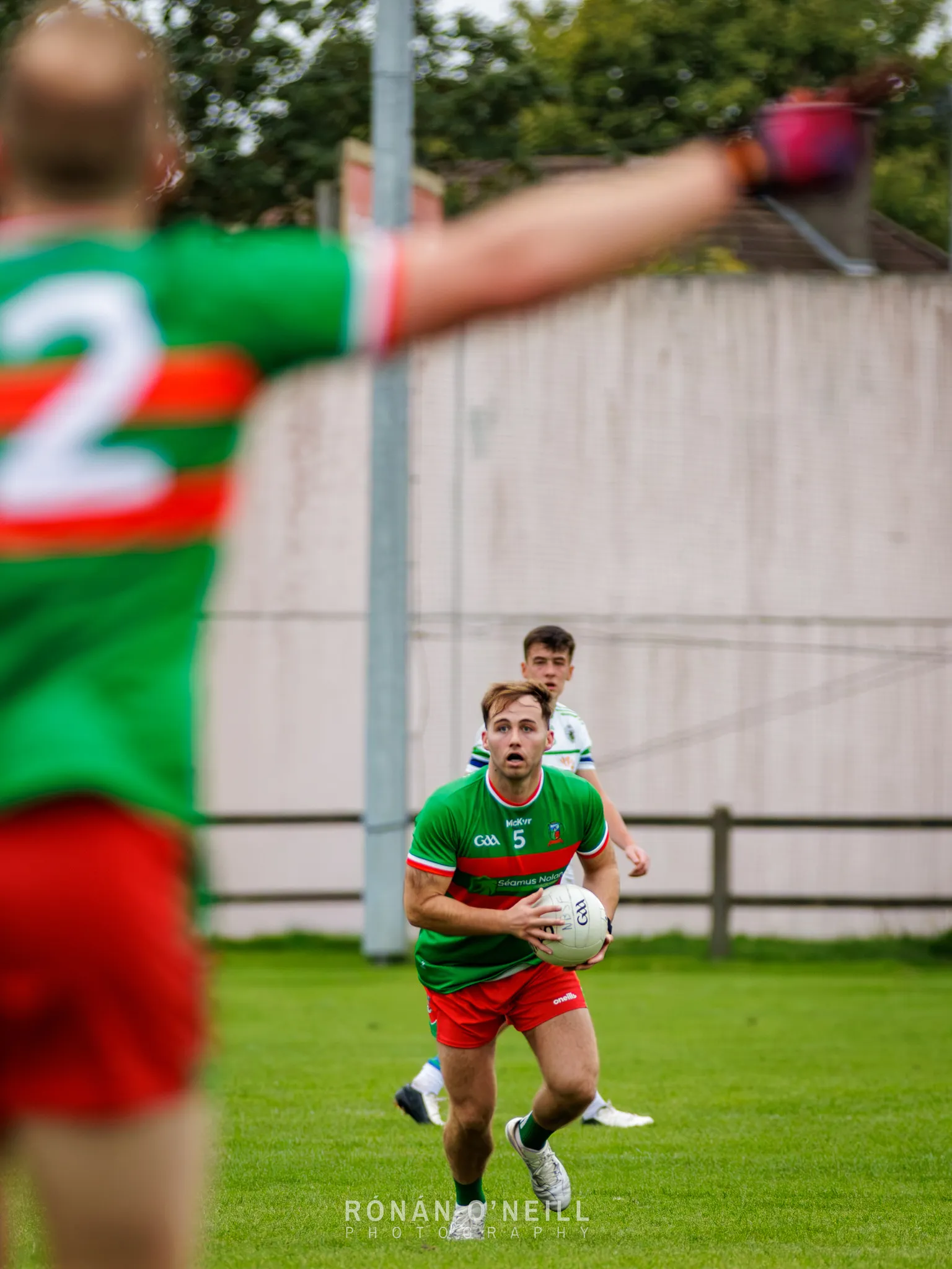 Naomh Barróg vs. St Mary's Saggart — Dublin Senior Football Championship 2, Pairc Barróg, September 2026 (photograph 9 of 40)