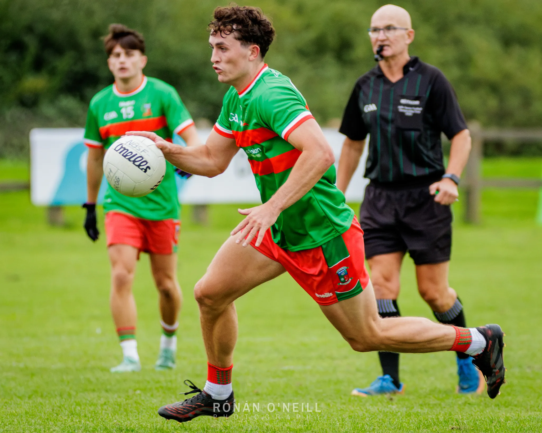 Naomh Barróg vs. St Mary's Saggart — Dublin Senior Football Championship 2, Pairc Barróg, September 2026 (photograph 33 of 40)