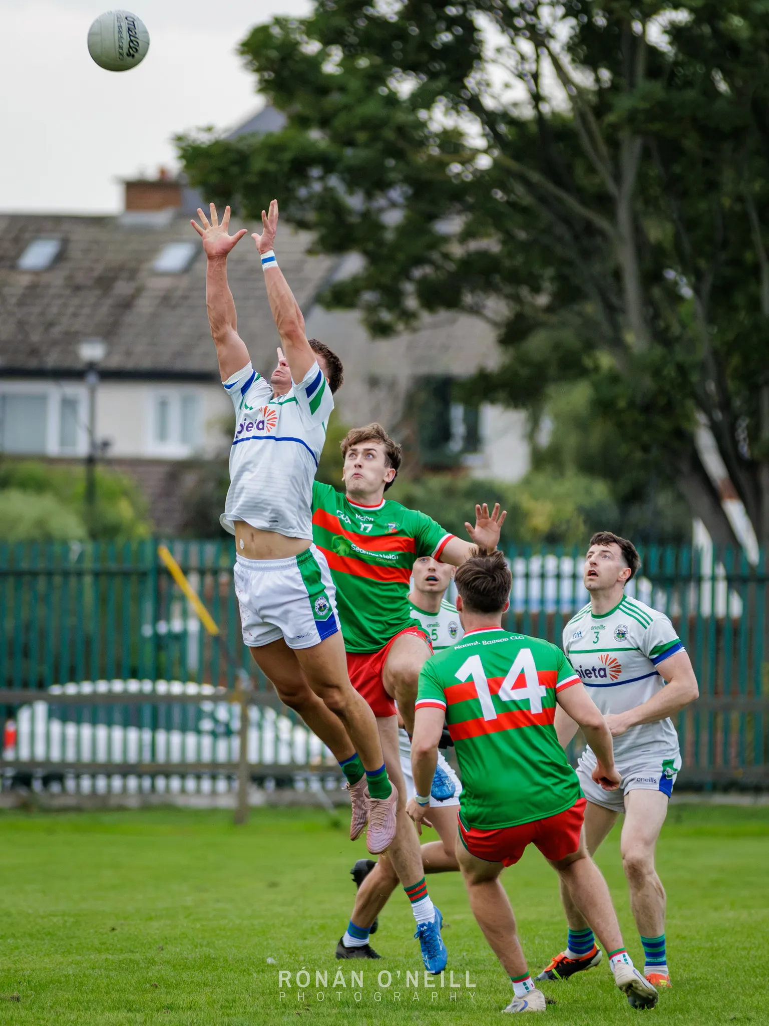 Naomh Barróg vs. St Mary's Saggart — Dublin Senior Football Championship 2, Pairc Barróg, September 2026 (photograph 3 of 40)