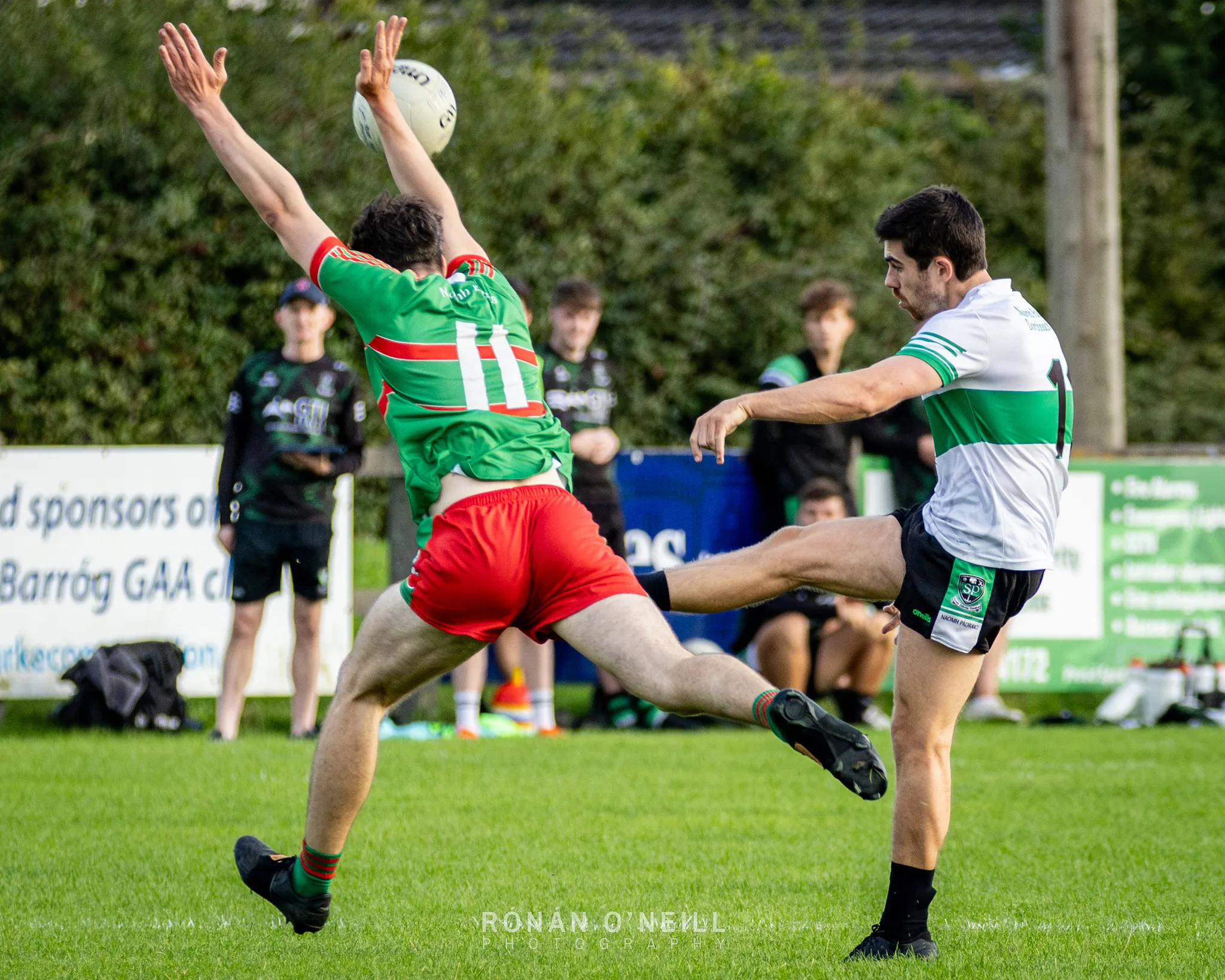 Naomh Barróg vs. St Patrick's Donabate — Dublin Senior Football Championship 2, Pairc Barróg, September 2026 (photograph 5 of 40)