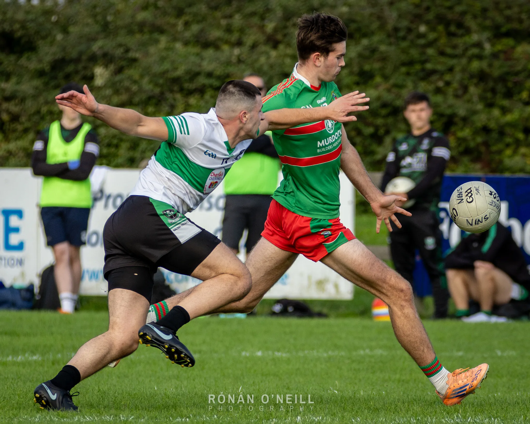 Naomh Barróg vs. St Patrick's Donabate — Dublin Senior Football Championship 2, Pairc Barróg, September 2026 (photograph 9 of 40)