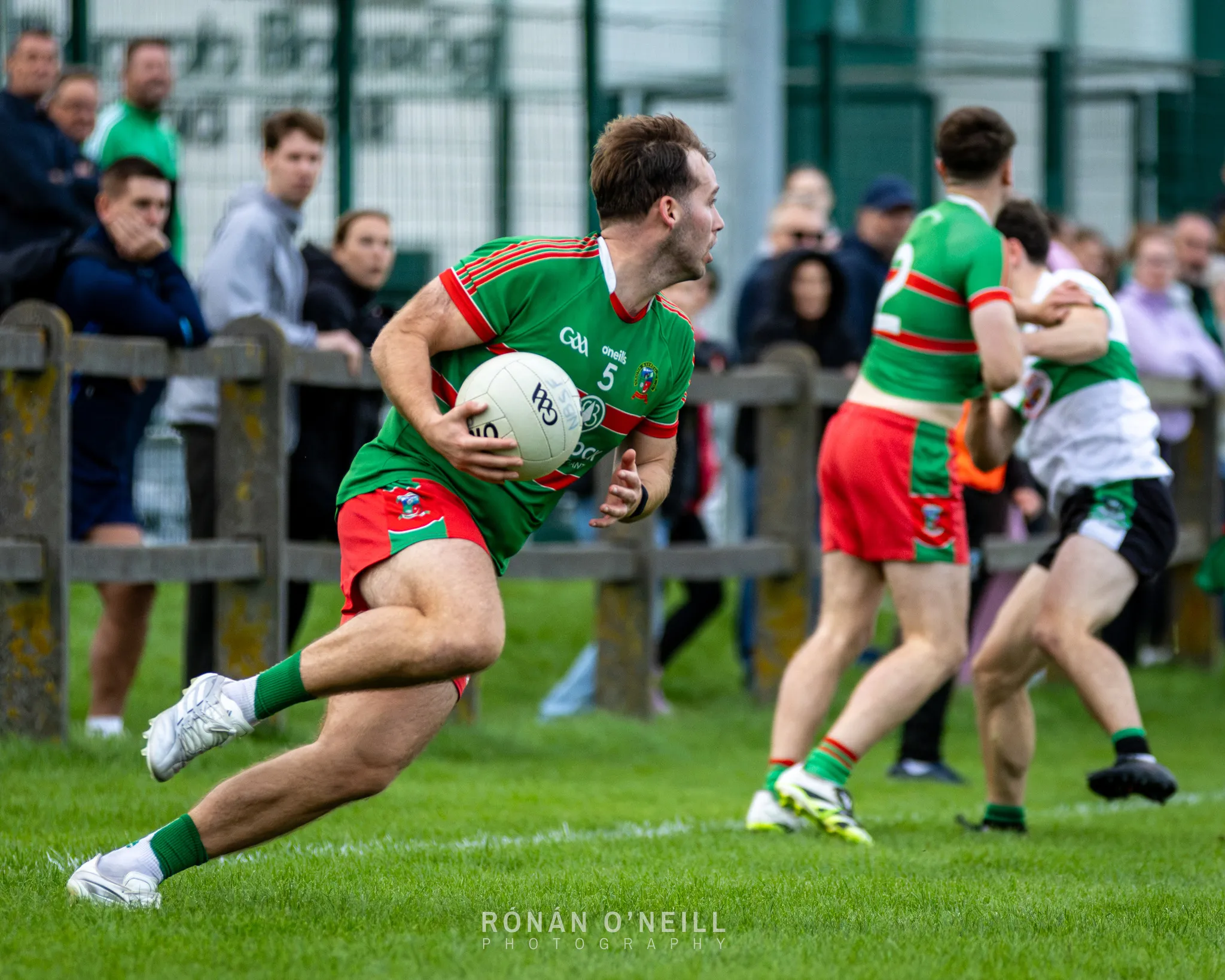 Naomh Barróg vs. St Patrick's Donabate — Dublin Senior Football Championship 2, Pairc Barróg, September 2026 (photograph 18 of 40)