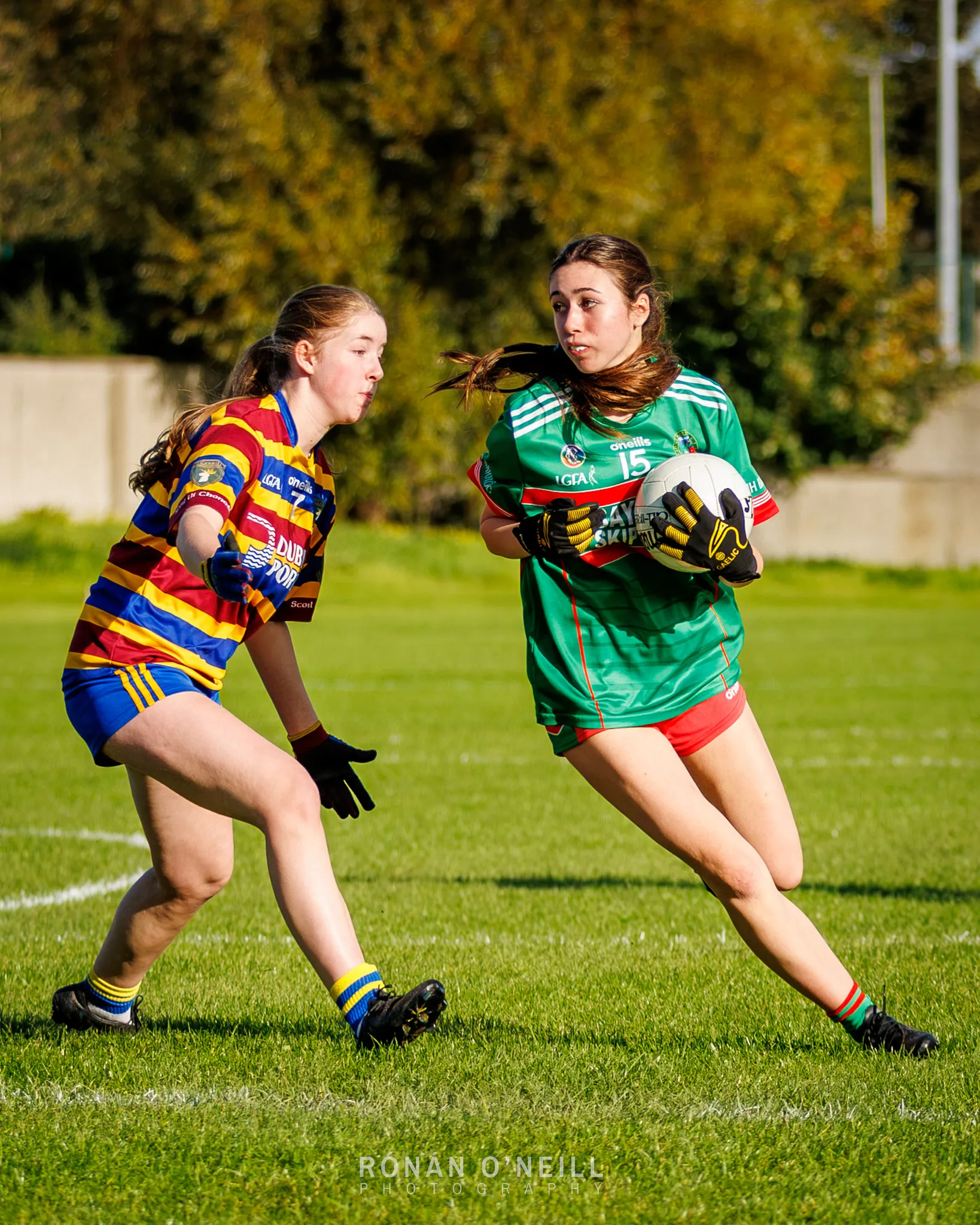 Naomh Barróg vs. Scoil Uí Chonaill — Dublin Minor Ladies Football Championship, Scoil Uí Chonaill, Clontarf Road, October 2026 (photograph 15 of 45)