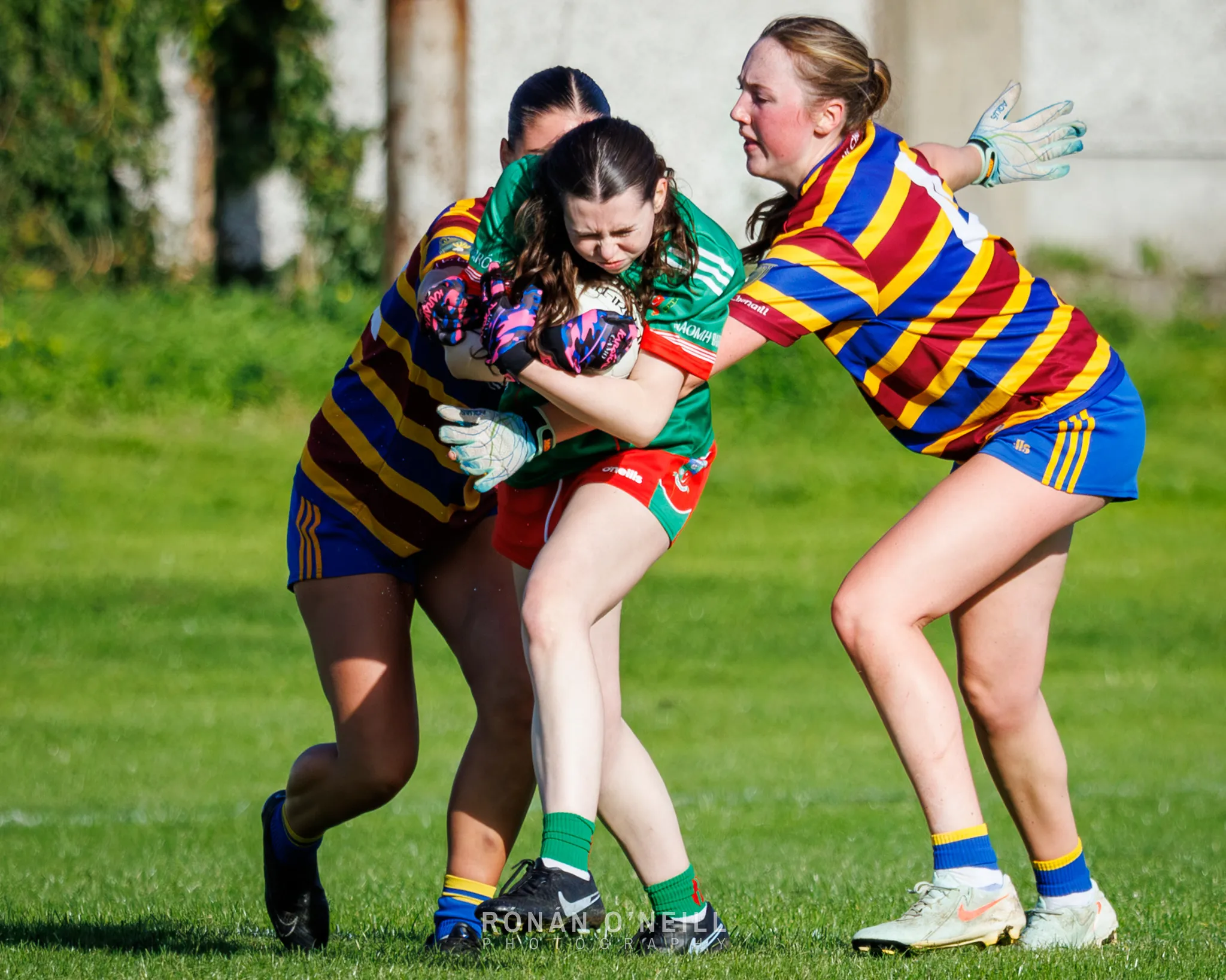 Naomh Barróg vs. Scoil Uí Chonaill — Dublin Minor Ladies Football Championship, Scoil Uí Chonaill, Clontarf Road, October 2026 (photograph 17 of 45)