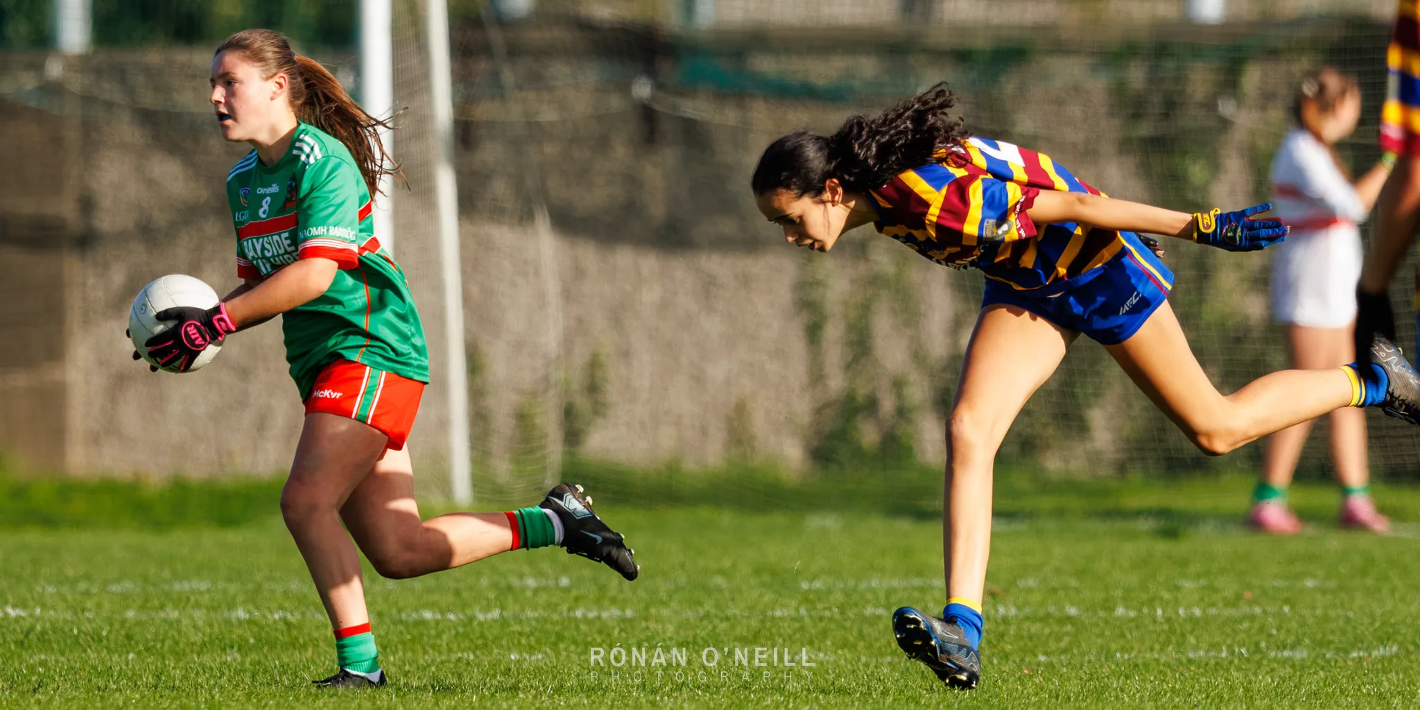 Naomh Barróg vs. Scoil Uí Chonaill — Dublin Minor Ladies Football Championship, Scoil Uí Chonaill, Clontarf Road, October 2026 (photograph 9 of 45)