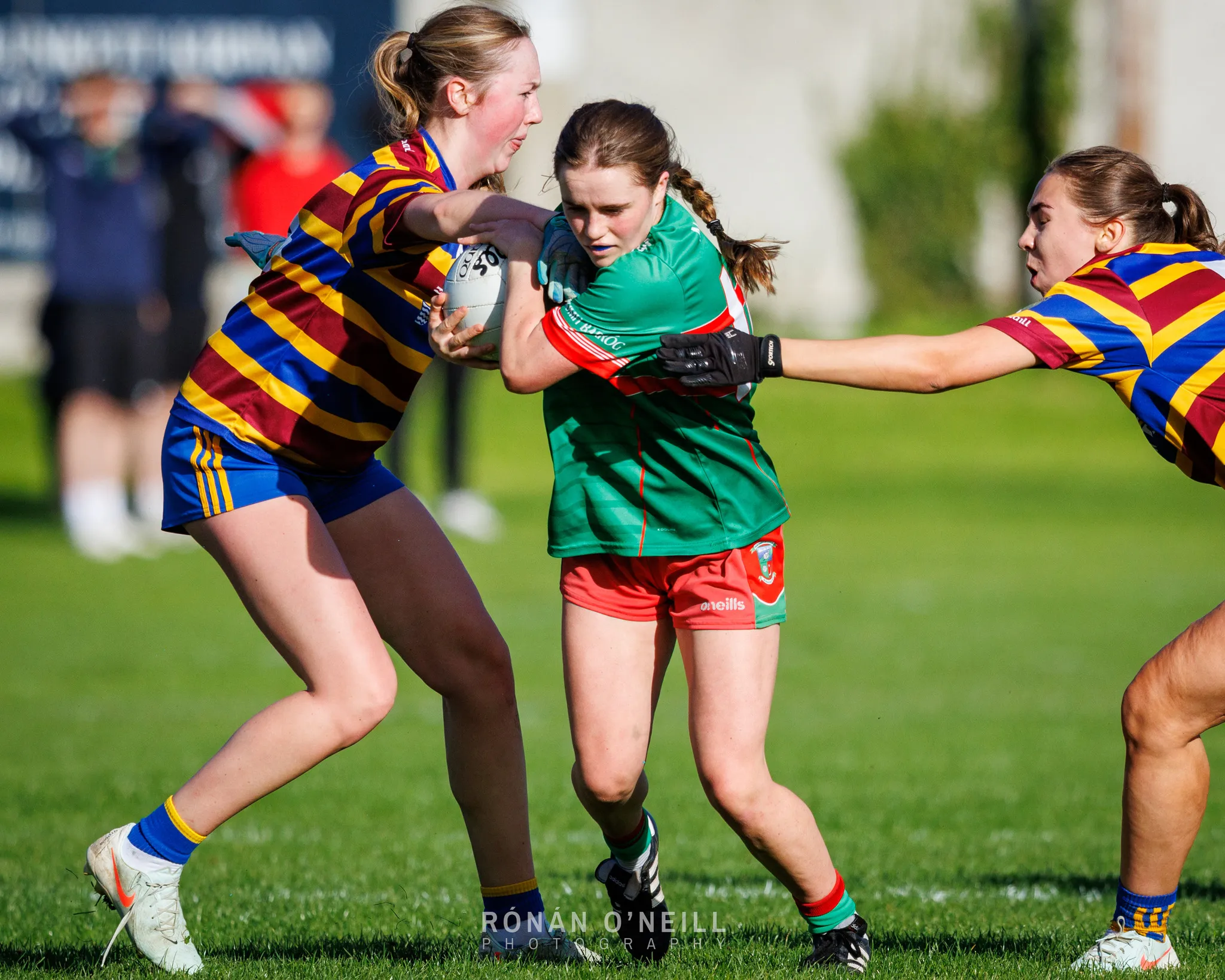 Naomh Barróg vs. Scoil Uí Chonaill — Dublin Minor Ladies Football Championship, Scoil Uí Chonaill, Clontarf Road, October 2026 (photograph 16 of 45)